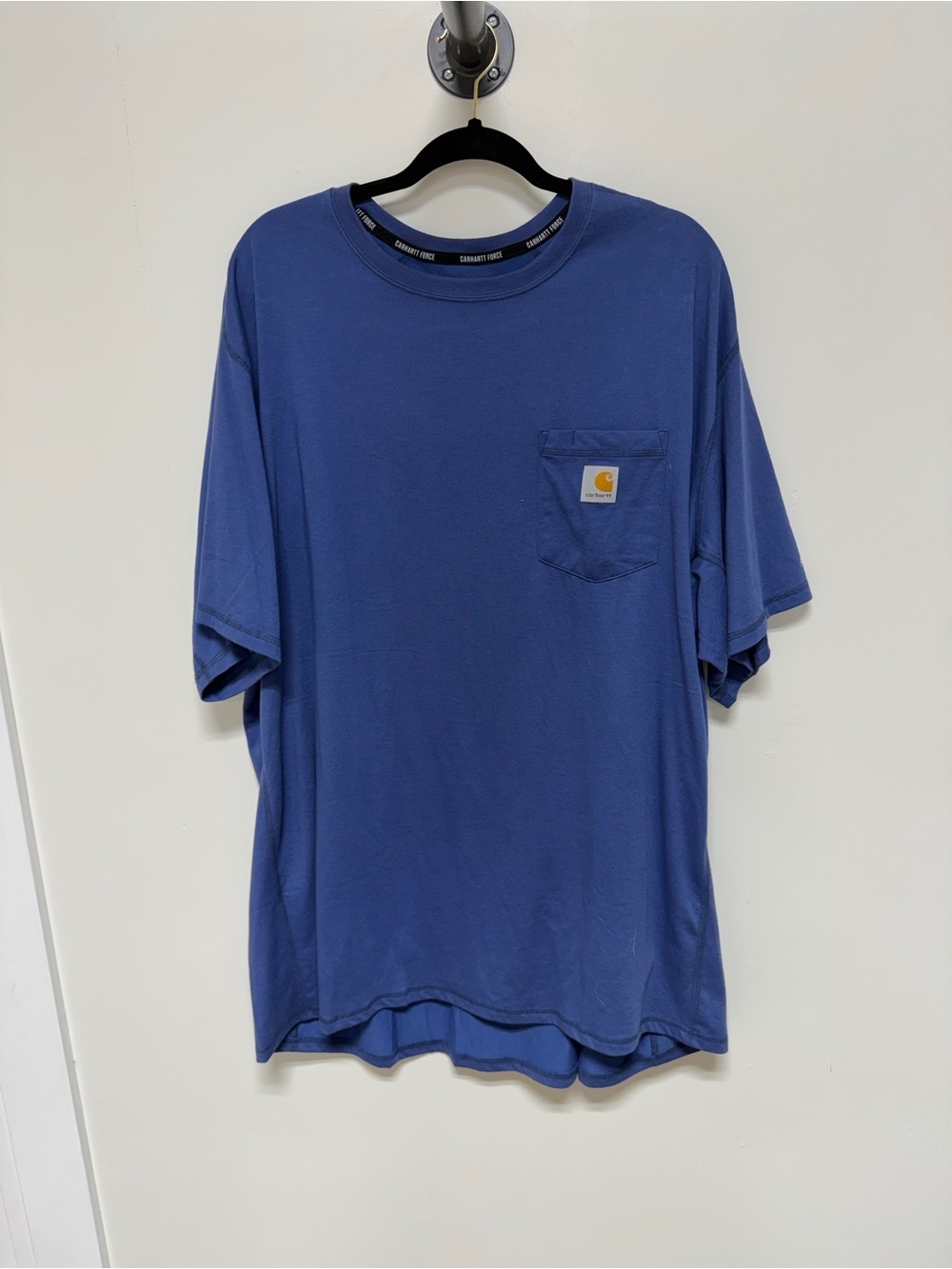 Carhartt Men’s Royal Blue Pocket Tee - Picture 2 of 3